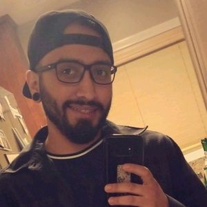 Meet your Posher, Johnathan